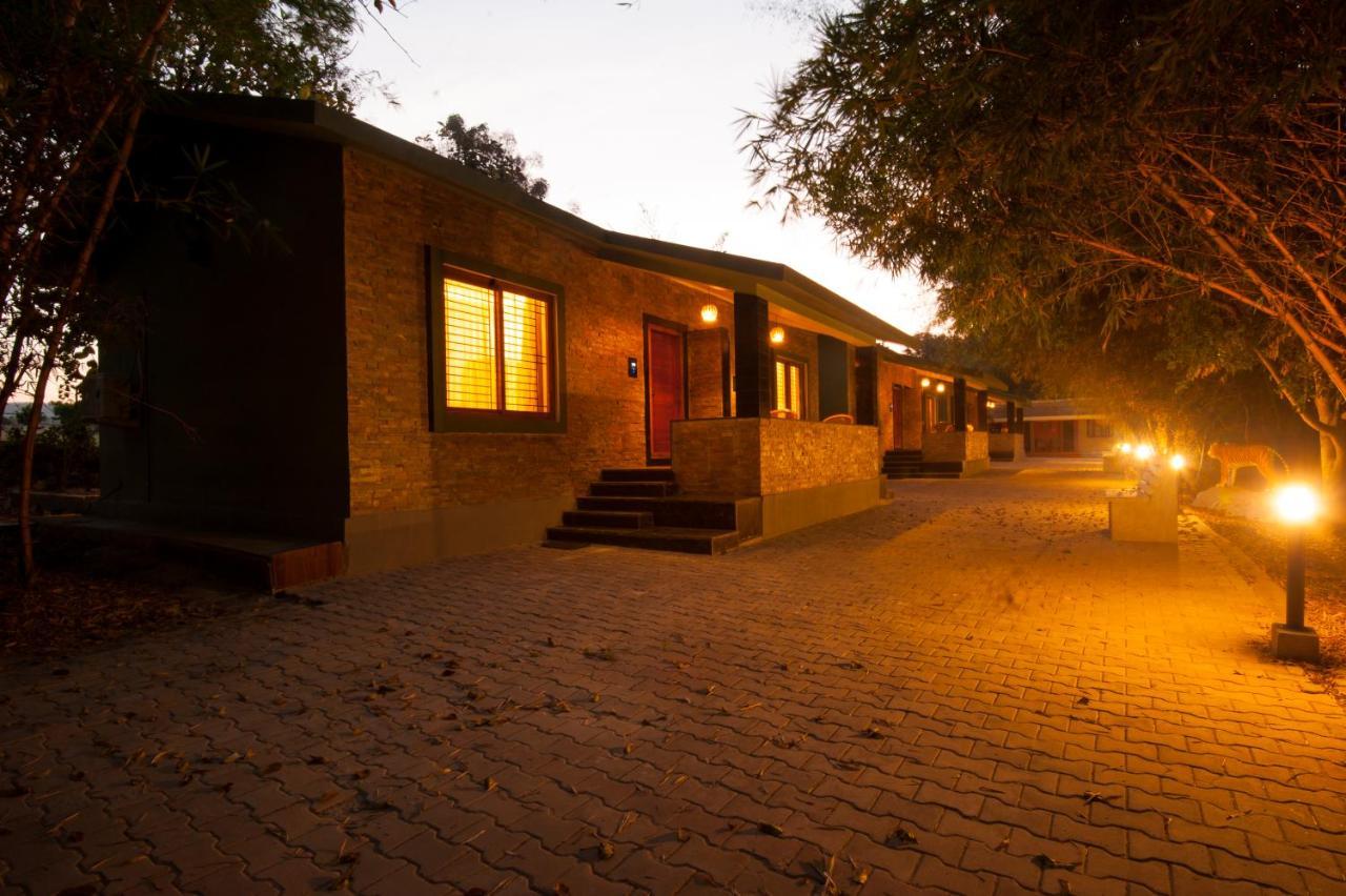 Mc Resort Wildlife Resort Bandipur Exterior photo